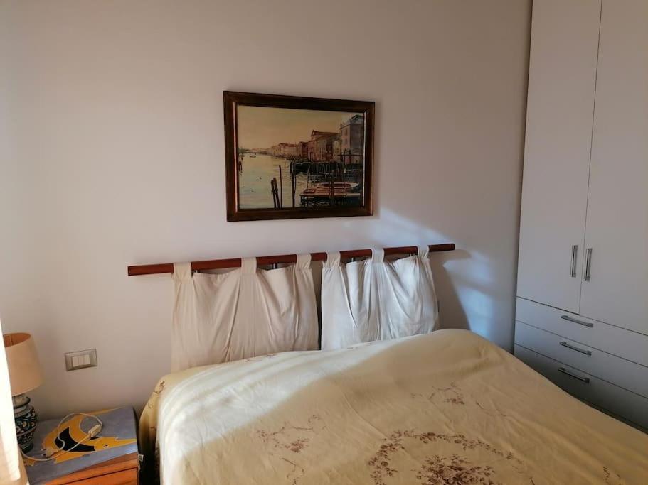 Grazioso Appartamento A Ischia Zona Pilastri Exterior foto